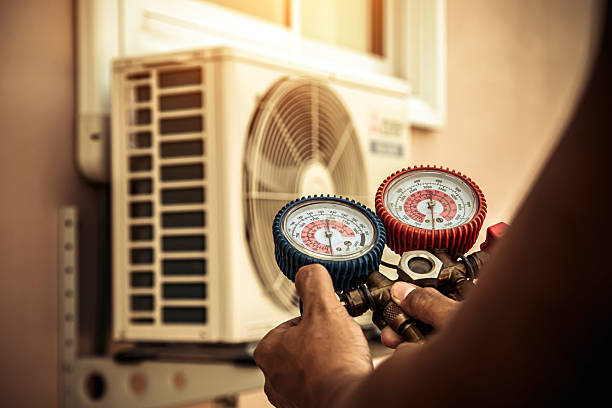 Professional Hvac technician working in Woodbine, NJ